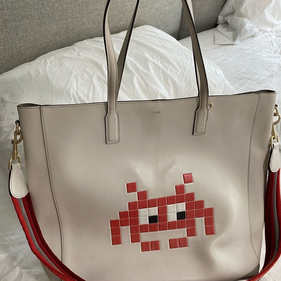 Incredible cool by Anya Hindmarch shoulder bag - Picture 11 of 11